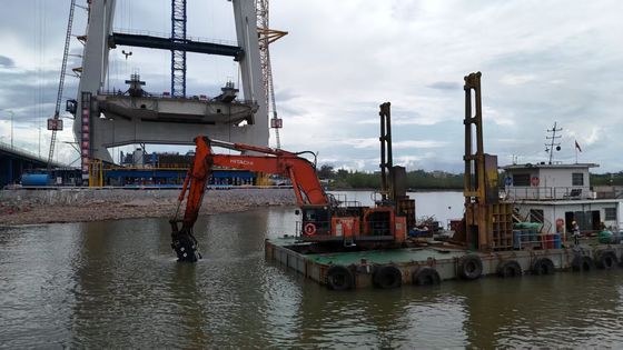 Длинная рука экскаваторная рука с ветром и цилиндром для  KOBELCO Hitachi